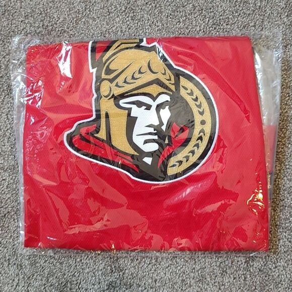 New With Tags Women's Medium NHL Ottawa Senators Home Breakaway Fanatics Jersey - Picture 7 of 8